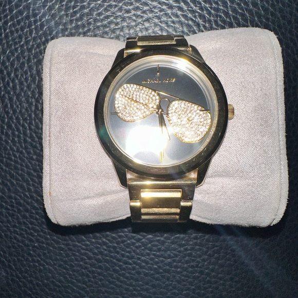 Michael Kors Crystal Aviator Watch - Picture 4 of 5